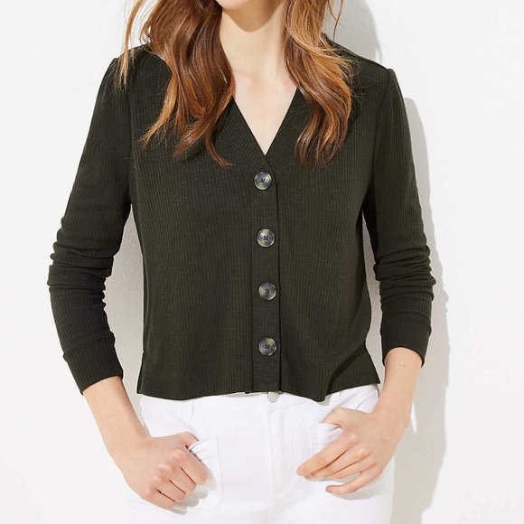 LOFT Tops - NWT LOFT Sz L Cropped Cardigan Top V-Neck